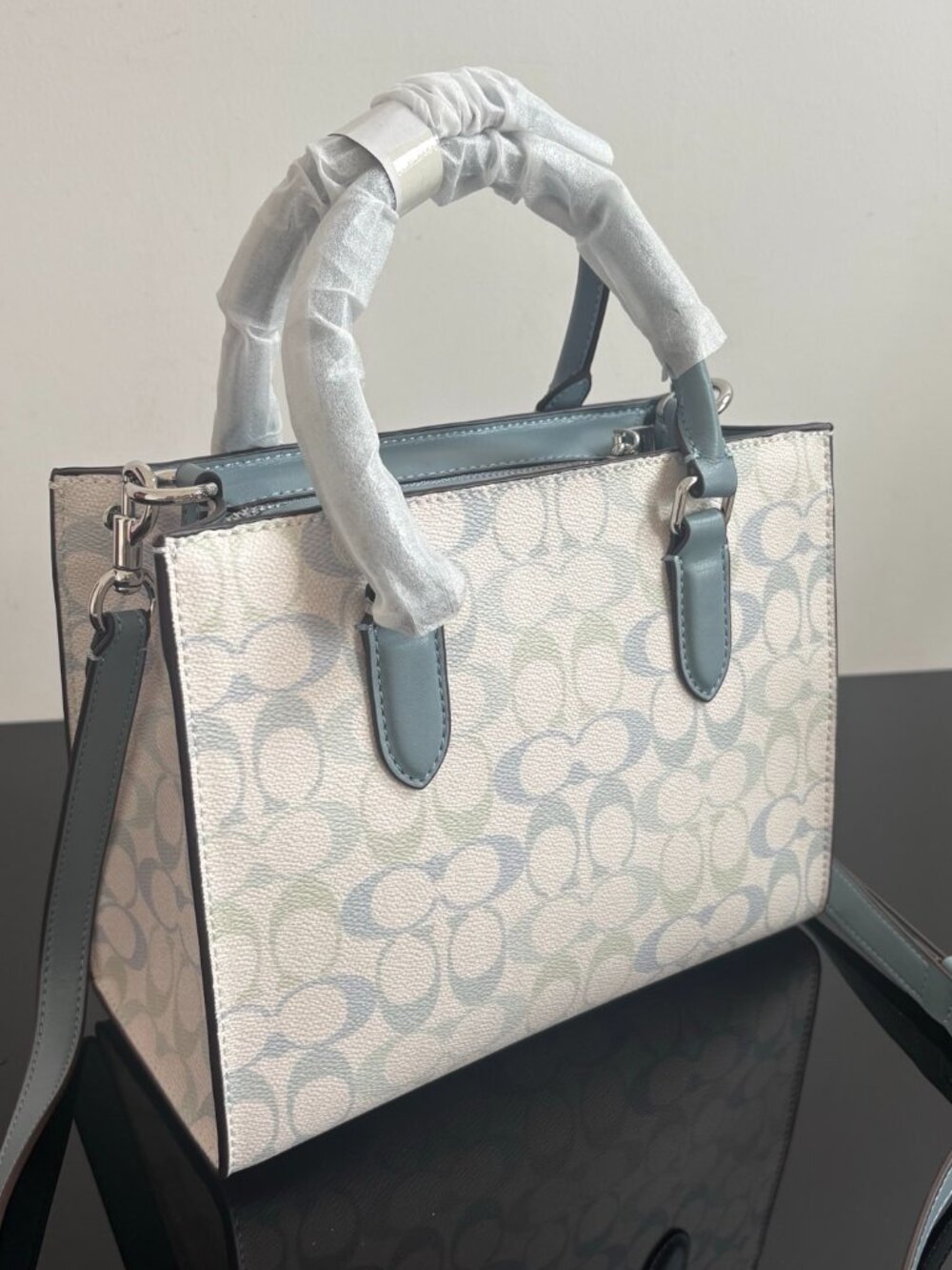 💧Coach White Pastel Logo Mini Tote Bag Light Blue Trim Crossbody - Picture 2 of 10